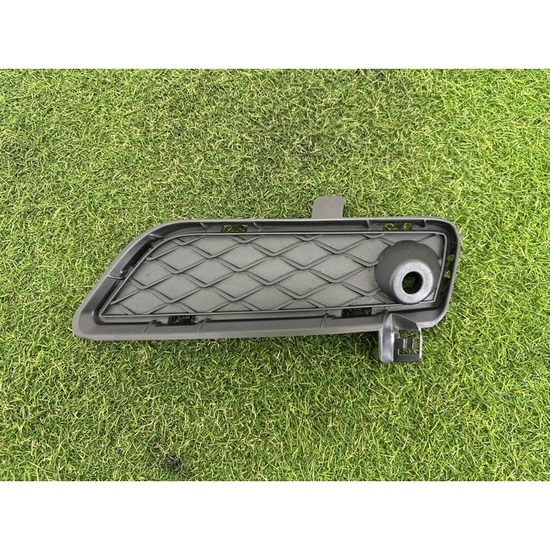 Решітка бампера (кузов і елементи) BMW X3 F25 2013 3.0 N55B30 51117249596