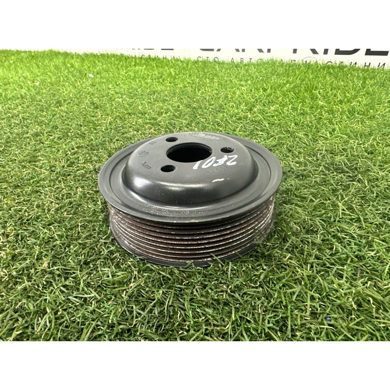 Шкив насоса гидроусилителя (рулевое управление) BMW 7-series F01 2011 3.0 N54 32427580770