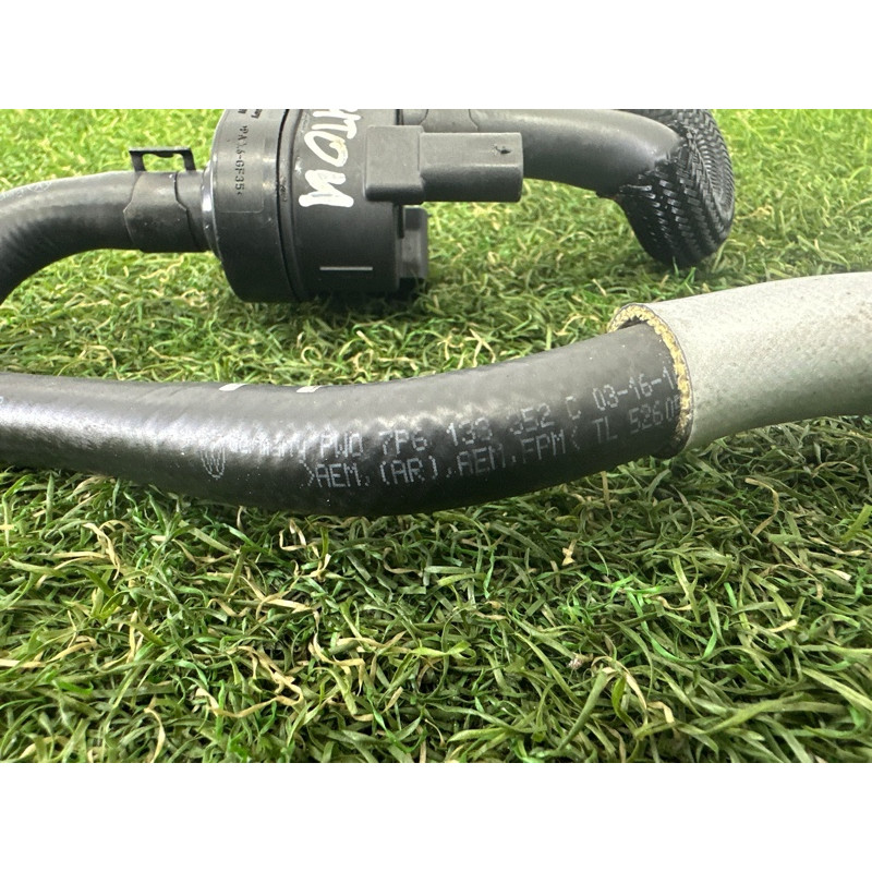 Клапан вентиляции топливного бака (топливная система) Volkswagen Touareg NF 2015 3.6 CGRA 7P6133352C