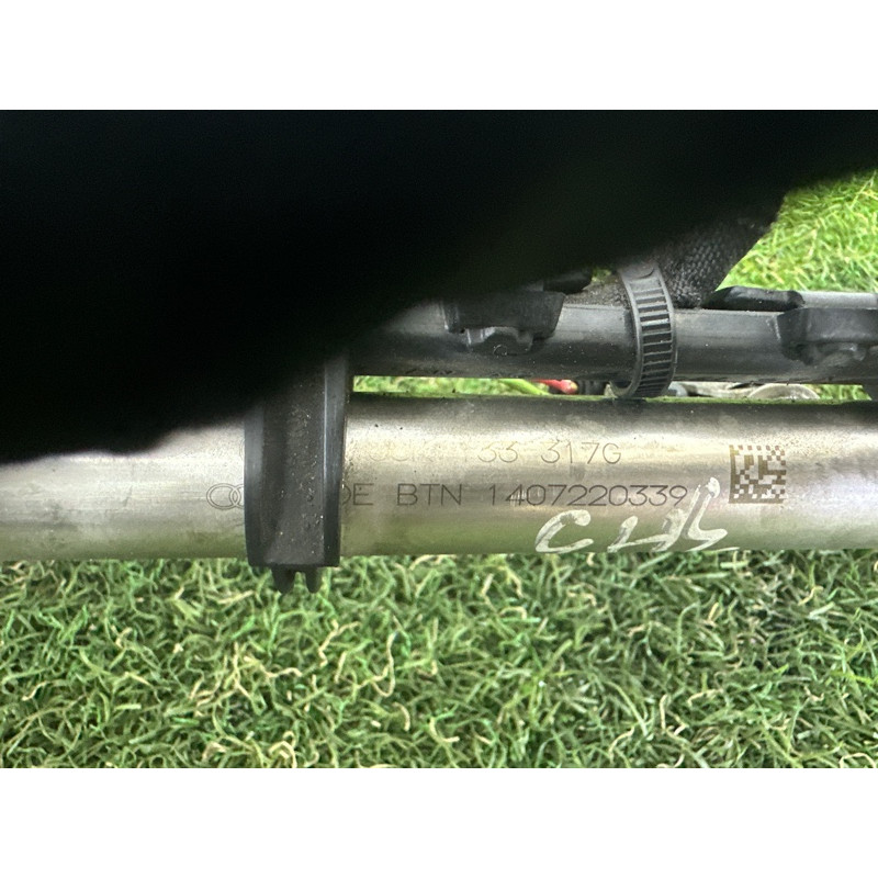 Топливная рампа (топливная система) AUDI A3 8V 2015 1.8 CNSB 06K133317G