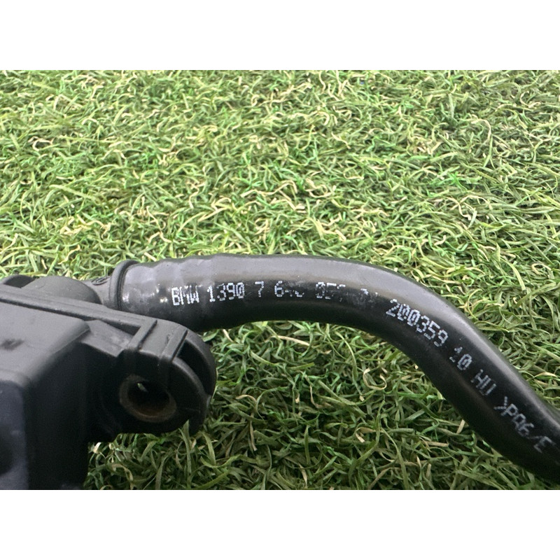 Трубка вентиляции (двигатель и элементы) BMW X1 F48 2016 2.0 B46B20 13907640053
