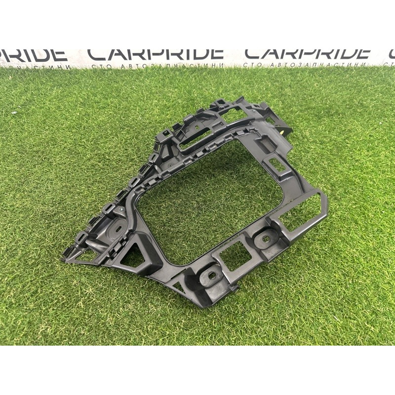 Крепление бампера (кузов и элементы) Volkswagen Touareg NF 2015 3.6 CGRA 7P6807375C