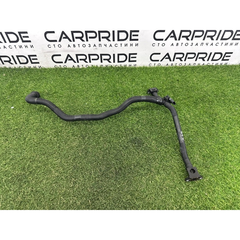 Трубка вентиляции (двигатель и элементы) AUDI A7 4G 2012 3.0 CGXB 06E131143AK