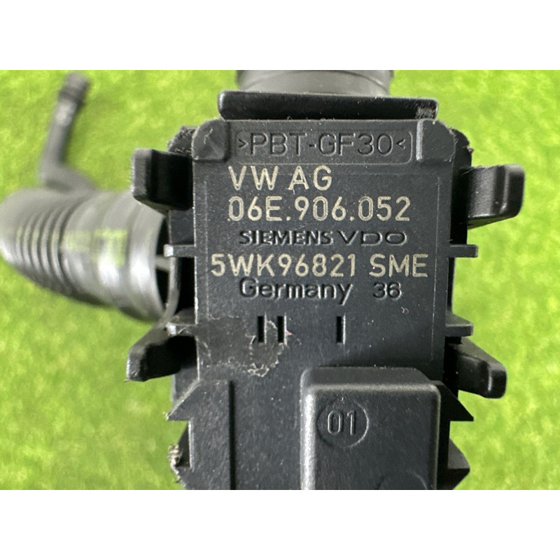 Трубка вентиляции (двигатель и элементы) AUDI A7 4G 2012 3.0 CGXB 06E131143AK