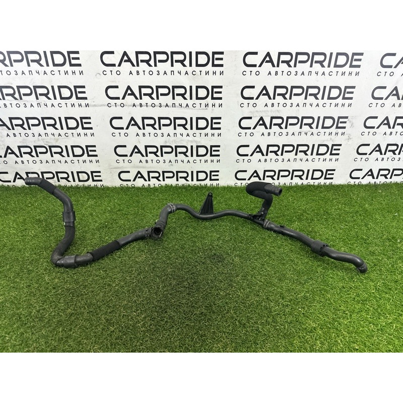 Трубка системы охлаждения (система охлаждения) AUDI A3 8V 2015 1.8 CNSB 5Q0122058C