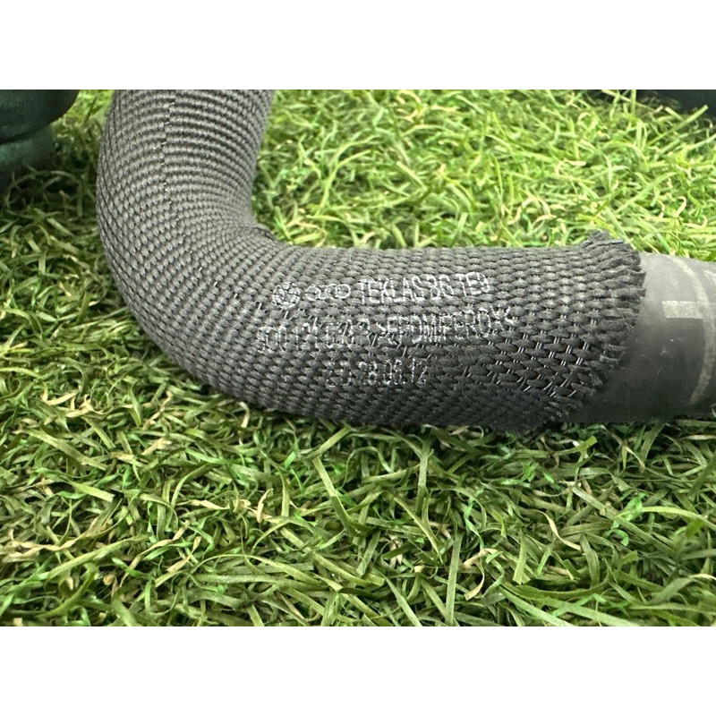 Трубка системы охлаждения (система охлаждения) AUDI A3 8V 2015 1.8 CNSB 5Q0122058C