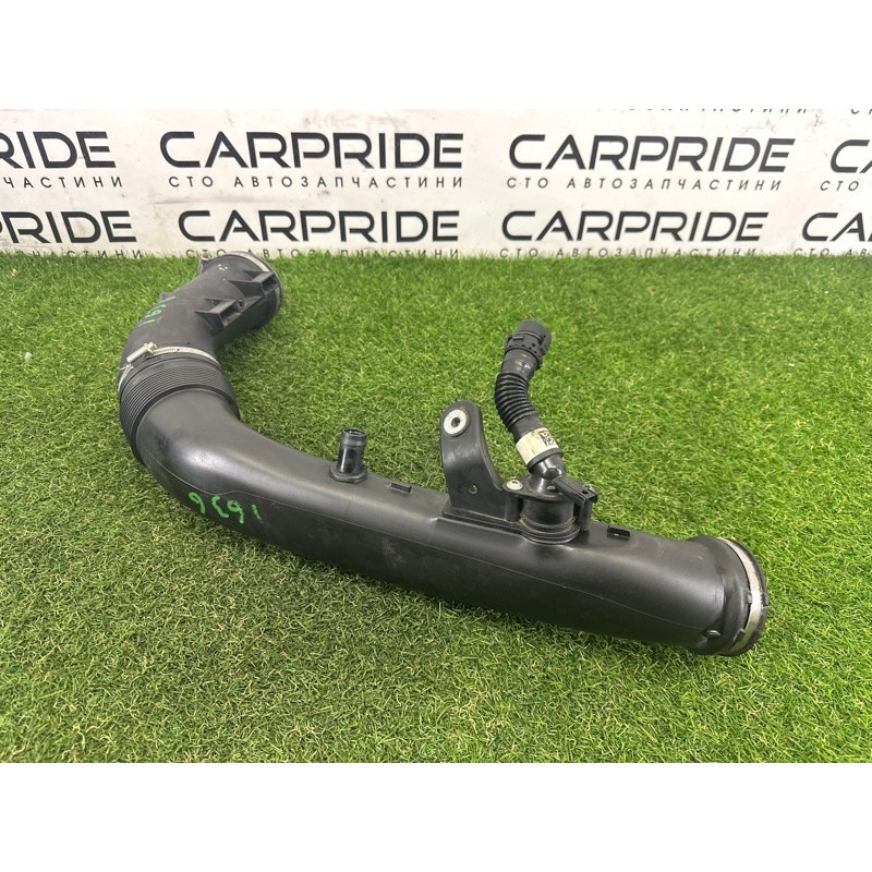Патрубок воздушного фильтра (впускная система) BMW X3 F25 2013 3.0 N55B30 13717583714