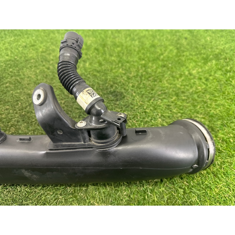 Патрубок воздушного фильтра (впускная система) BMW X3 F25 2013 3.0 N55B30 13717583714