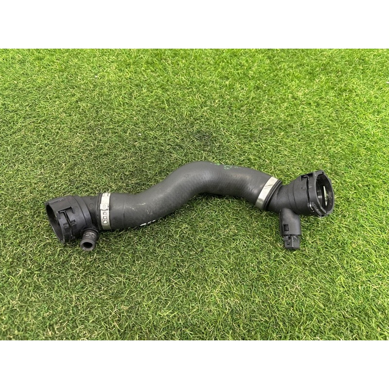 Патрубок (система охлаждения) BMW X5 E70 2013-2015 3.0 17127576358