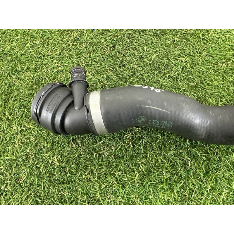 Патрубок (система охлаждения) BMW X5 E70 2013-2015 3.0 17127576358