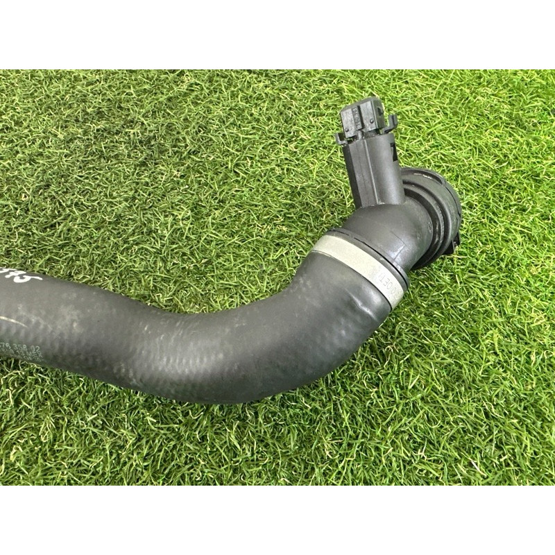 Патрубок (система охлаждения) BMW X5 E70 2013-2015 3.0 17127576358