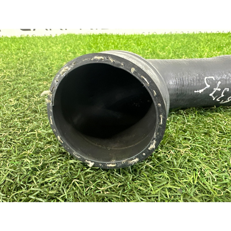 Патрубок інтеркулера (двигун та елементи) BMW X5 E70 2013-2015 3.0 13717575407