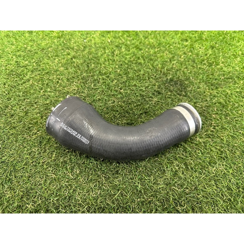 Патрубок інтеркулера (двигун та елементи) BMW X5 E70 2013-2015 3.0 13717575408