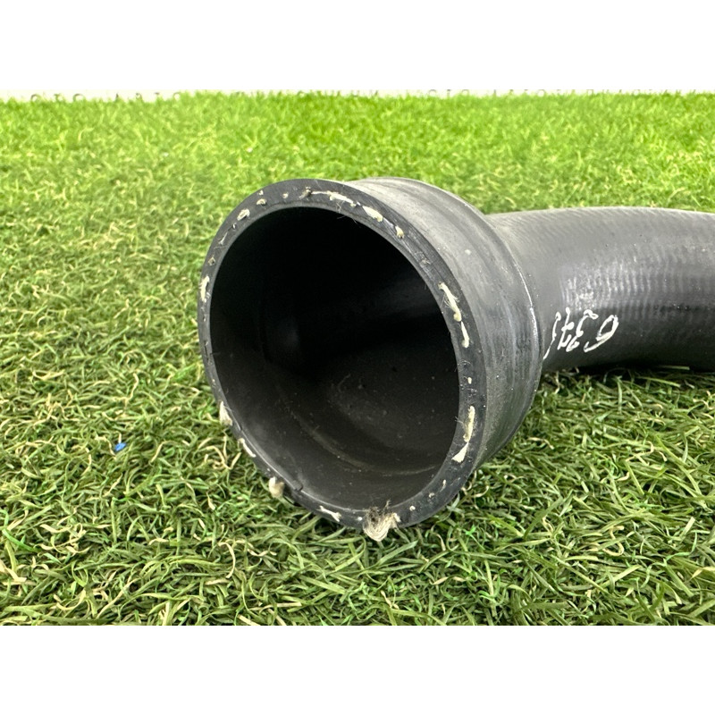 Патрубок інтеркулера (двигун та елементи) BMW X5 E70 2013-2015 3.0 13717575408