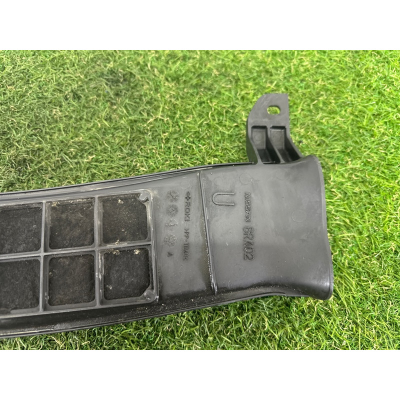 Патрубок воздушного фильтра (впускная система) Nissan Rogue T33 2021 2.5 PR25DD 165546RA0A