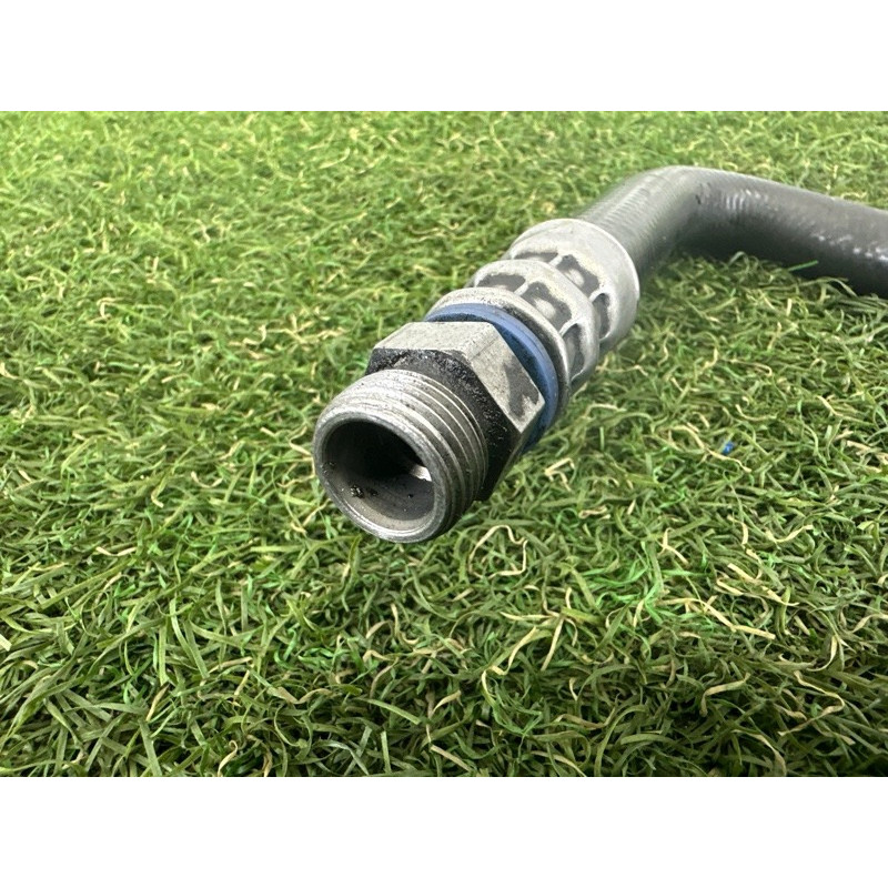 Трубка охлаждения инвертора (двигатель и элементы) AUDI Q5 8R 2012 2.0 CAEB 8R0317825D