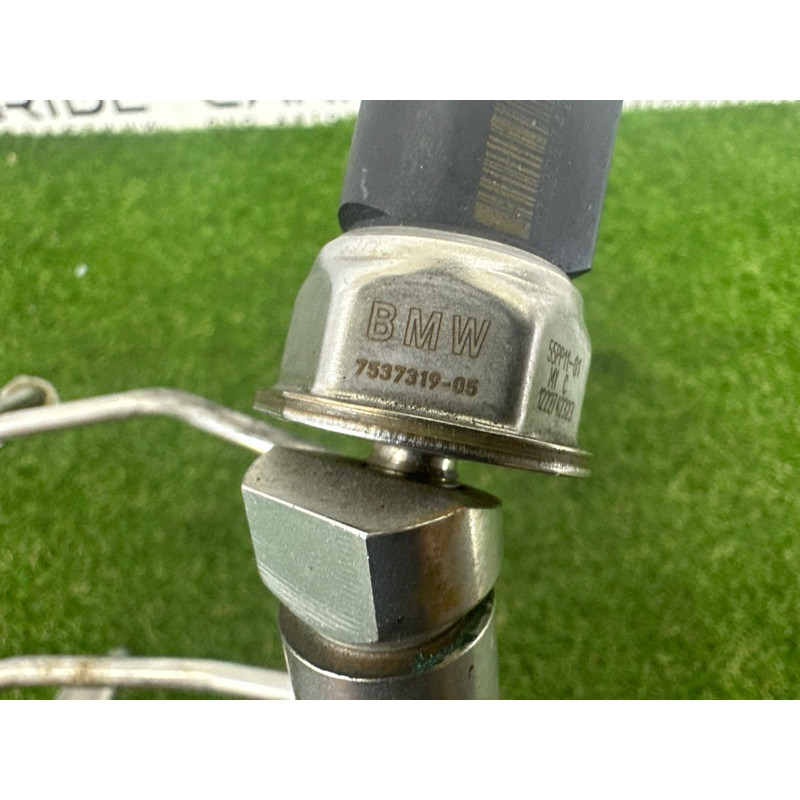 Топливная рампа (топливная система) BMW X5 E70 2013-2015 3.0 13537547600