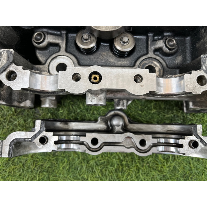 Головка блока цилиндров (двигатель и элементы) Subaru Forester SH 2008 2.0 11039AC050