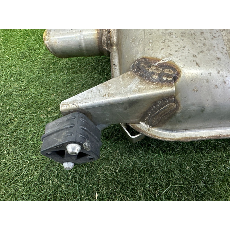 Глушитель (выпускная система) BMW 7-series F01 2011 3.0 N54 18307646926