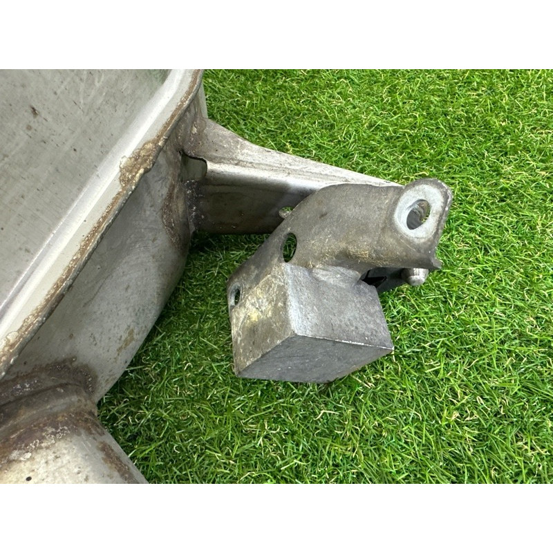 Глушитель (выпускная система) BMW 7-series F01 2011 3.0 N54 18307646926