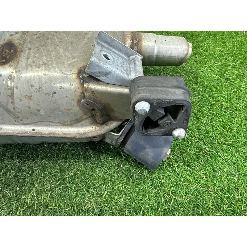 Глушитель (выпускная система) BMW 7-series F01 2011 3.0 N54 18307646972