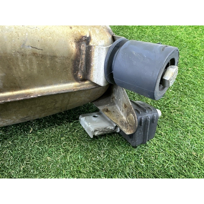 Глушитель (выпускная система) BMW 7-series F01 2011 3.0 N54 18307646972