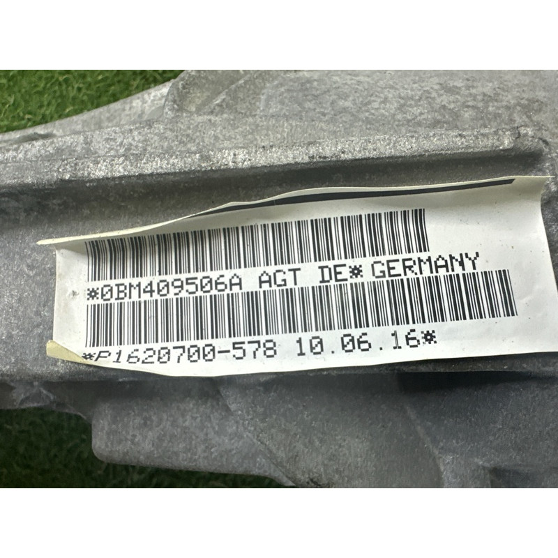 Редуктор (трансмиссия) Volkswagen Touareg NF 2015 3.6 CGRA 0BM409506A