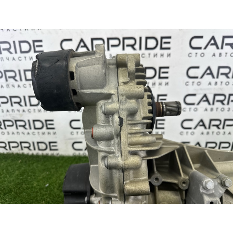 Роздавальна коробка (трансмісія) Volkswagen Touareg NF 2015 3.6 CGRA 0BU341011R