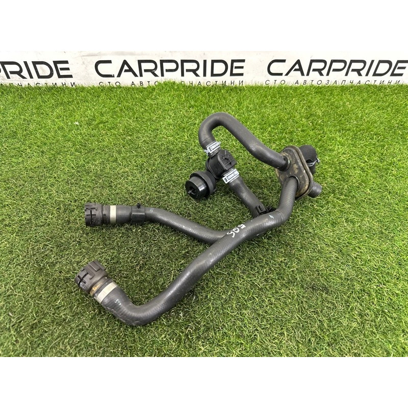 Патрубок (система охлаждения) AUDI Q5 8R 2012 2.0 CAEB 8R0819371E