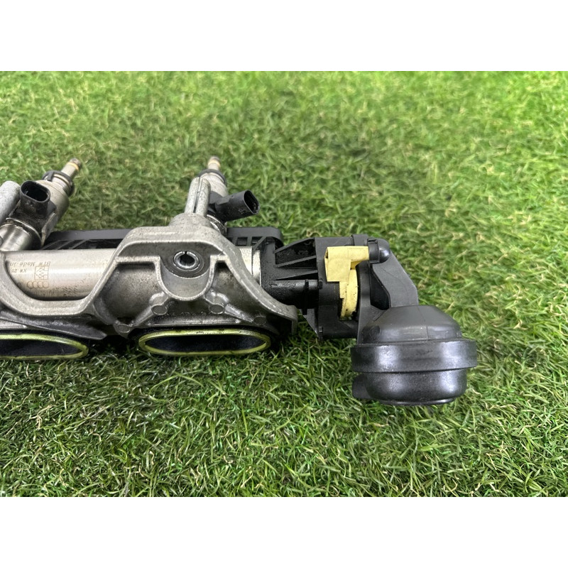 Коллектор впускной (впускная система) AUDI A7 4G 2012 3.0 CGXB 06E133110AL