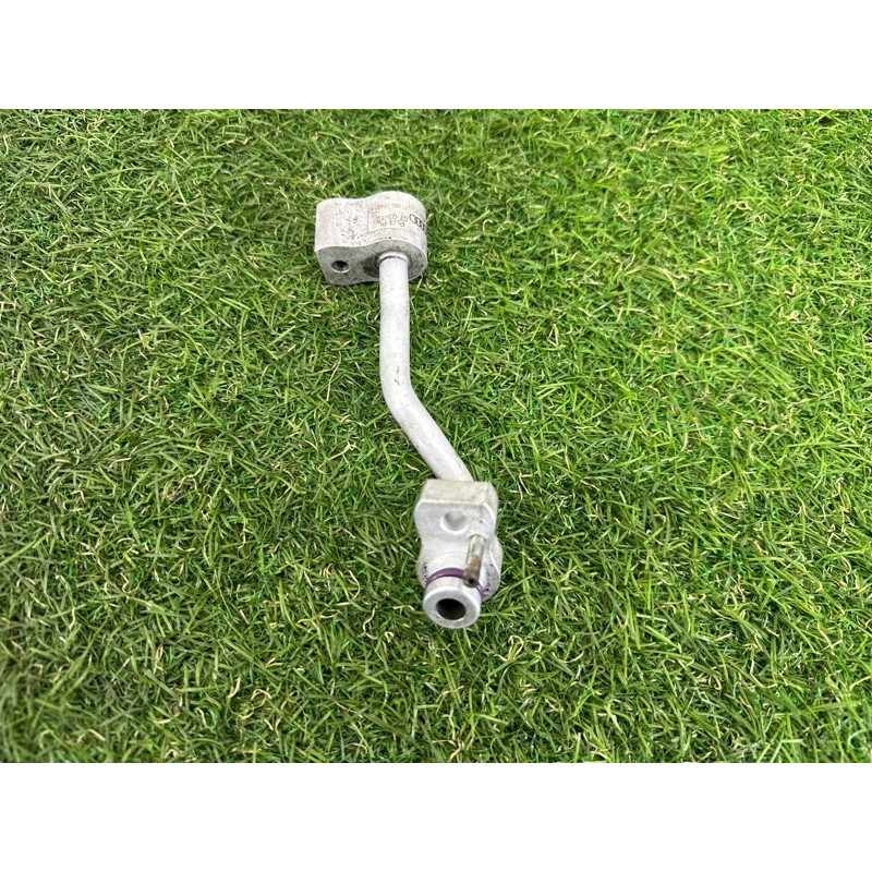 Трубка кондиционера (отопление и кондиционирование) AUDI Q5 8R 2012 2.0 CAEB 8R0260367