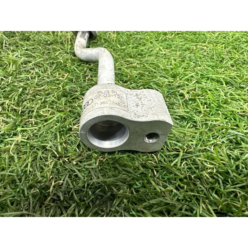 Трубка кондиционера (отопление и кондиционирование) AUDI Q5 8R 2012 2.0 CAEB 8R0260367