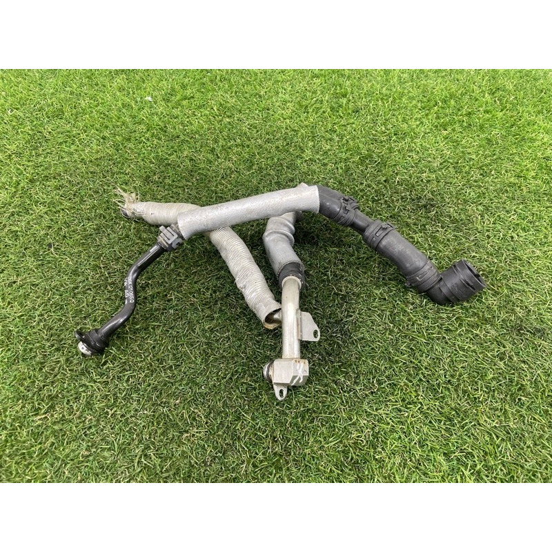 Трубка системы охлаждения (система охлаждения) AUDI A3 8V 2015 1.8 CNSB 5Q0122073AA