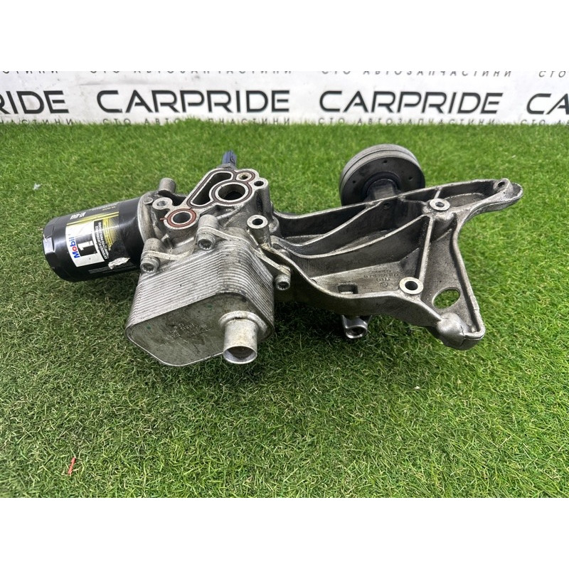 Корпус масляного фильтра (двигатель и элементы) AUDI A4 B8 2012 2.0 CAEB 06H903143H