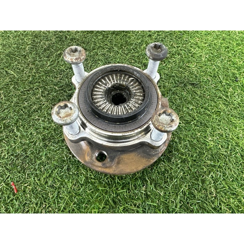 Ступица (подвеска) BMW X1 F48 2016 2.0 B46B20 31208845775