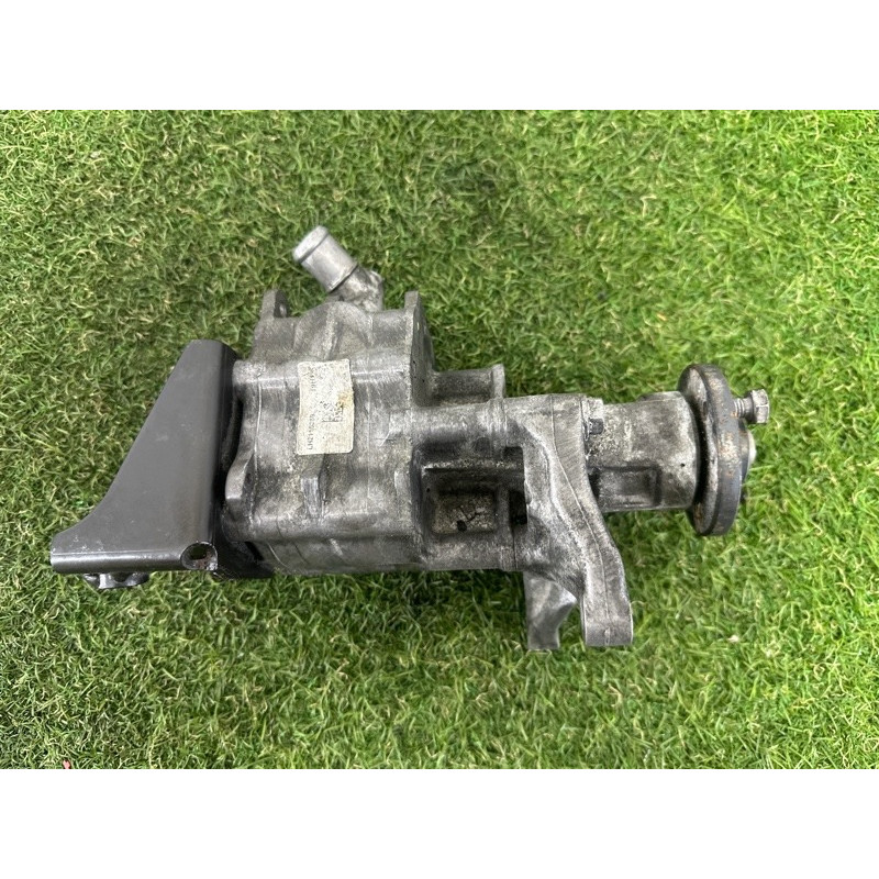 Насос гидроусилителя руля (рулевое управление) BMW 7-series F01 2011 3.0 N54 32416794350