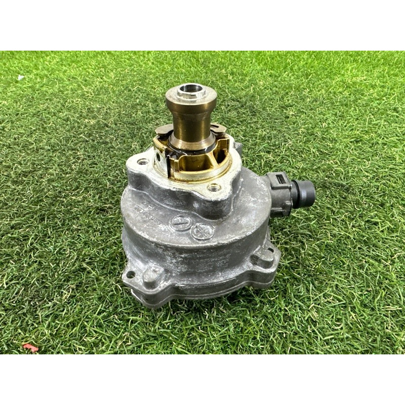 Вакуумный насос (тормозная система) BMW 7-series F01 2011 3.0 N54 11667519458