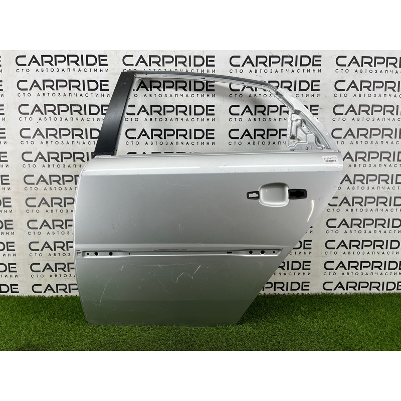 Дверь голая (наружные элементы кузова) Opel Vectra C 2008 1.9 D 124063