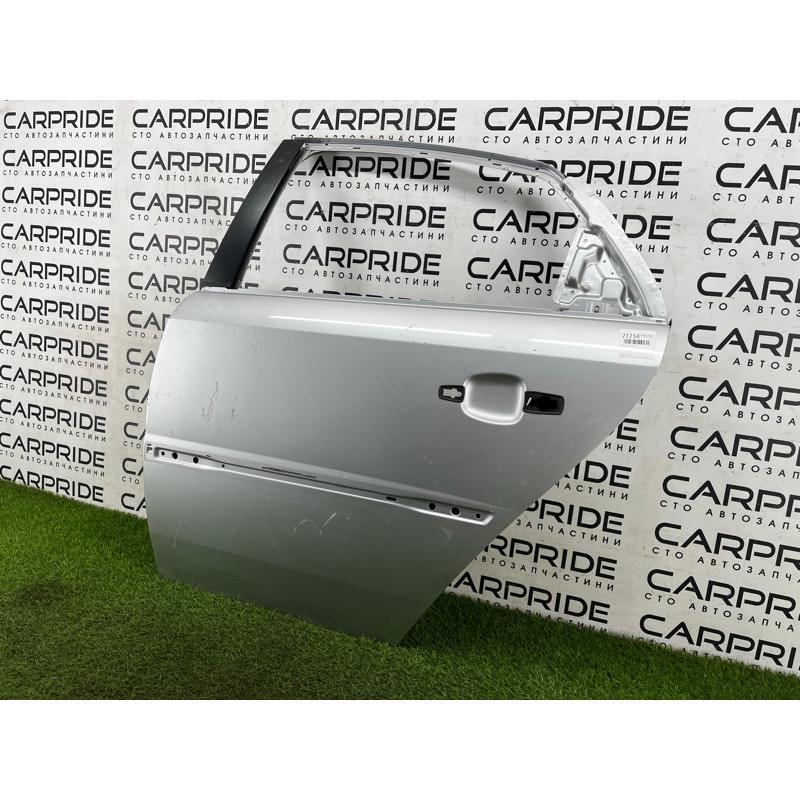 Дверь голая (наружные элементы кузова) Opel Vectra C 2008 1.9 D 124063