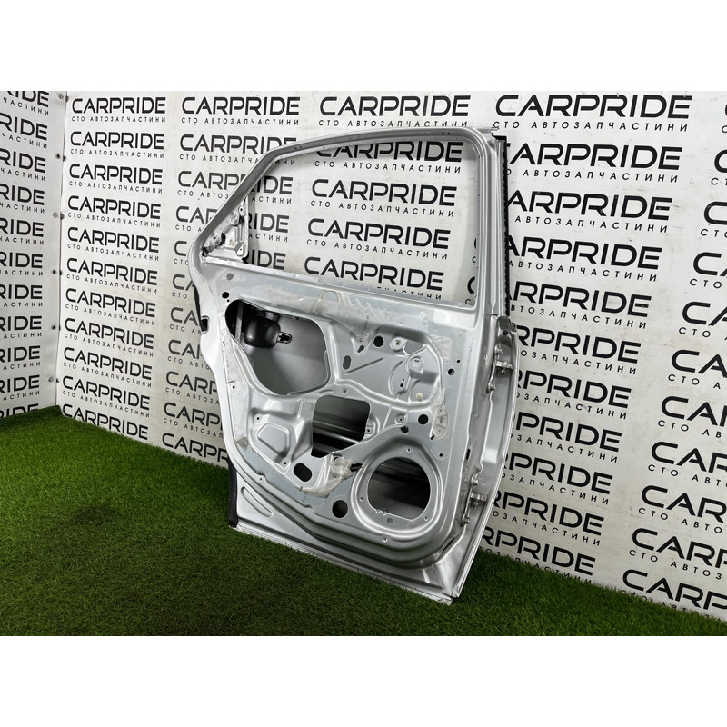 Дверь голая (наружные элементы кузова) Opel Vectra C 2008 1.9 D 124063