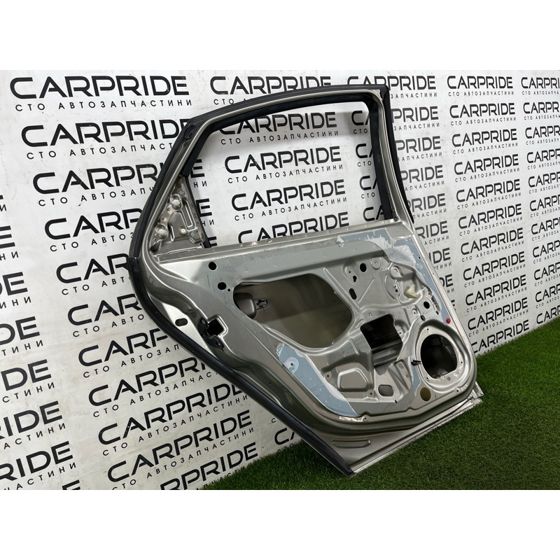 Дверь голая (наружные элементы кузова) Opel Vectra C 2008 2.2 YH 124063