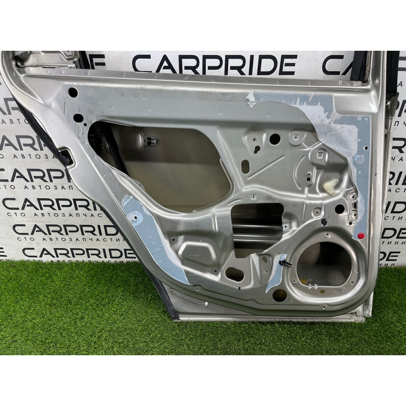Дверь голая (наружные элементы кузова) Opel Vectra C 2008 2.2 YH 124063