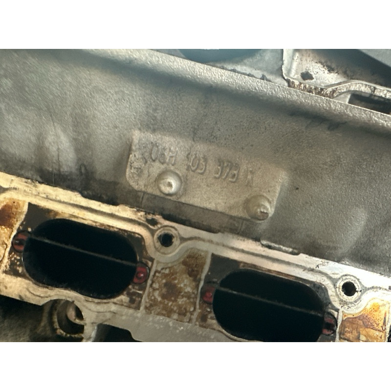 Двигатель (двигатель и элементы) AUDI A4 B8 2012 2.0 CAEB 06H100035H