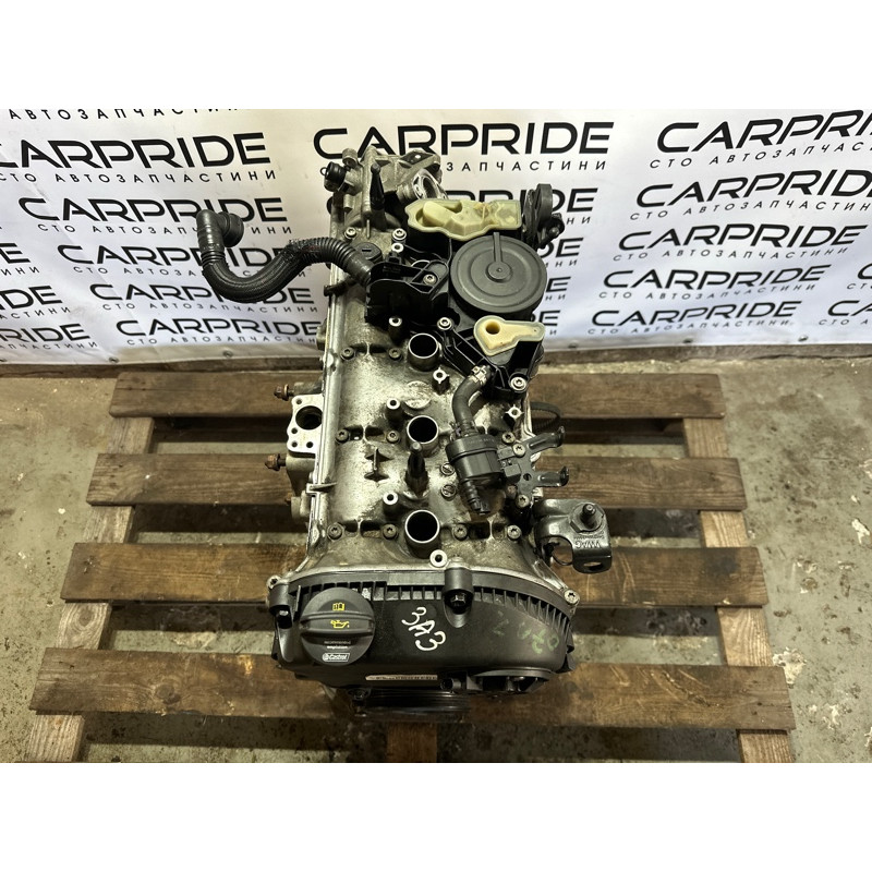 Двигатель (двигатель и элементы) AUDI A3 8V 2015 1.8 CNSB 06K100033P