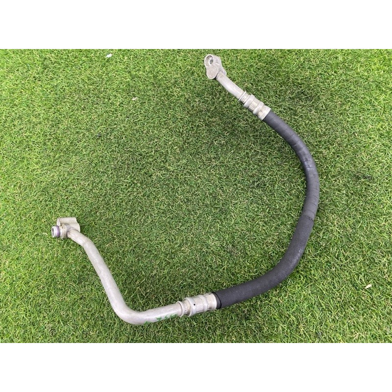 Трубка кондиционера (отопление и кондиционирование) AUDI Q5 8R 2012 2.0 CAEB 8R0260701G