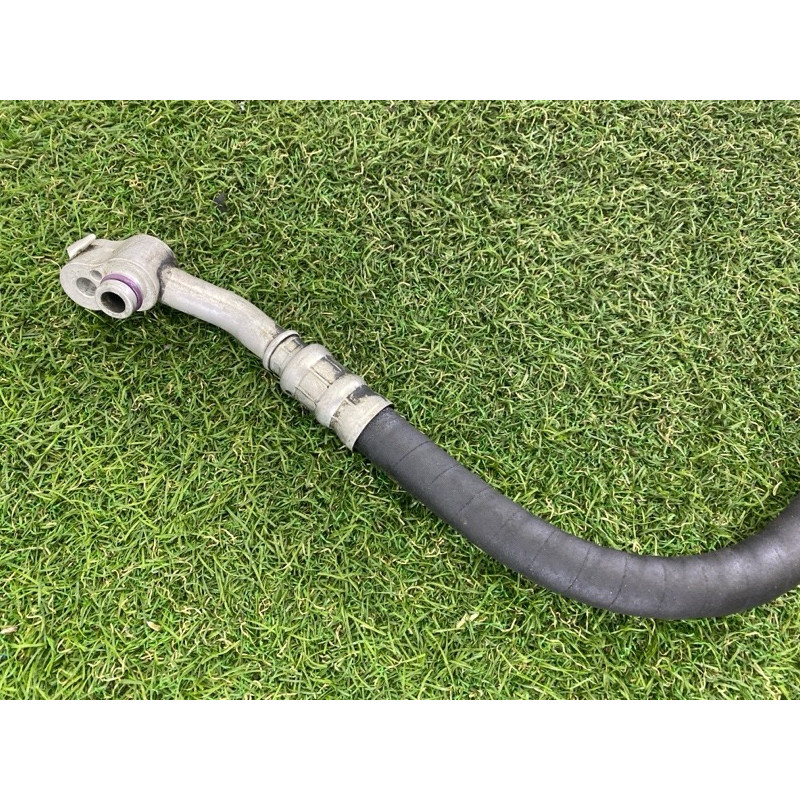 Трубка кондиционера (отопление и кондиционирование) AUDI Q5 8R 2012 2.0 CAEB 8R0260701G