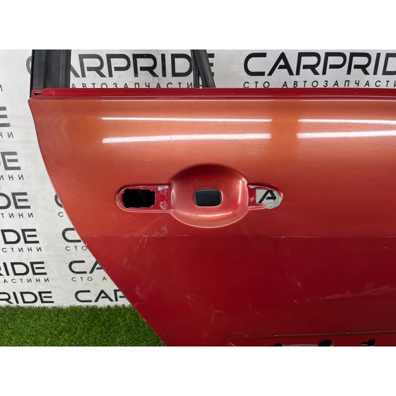 Дверь голая (наружные элементы кузова) Renault Megane 2 2004 1.9 DCI 7751475037