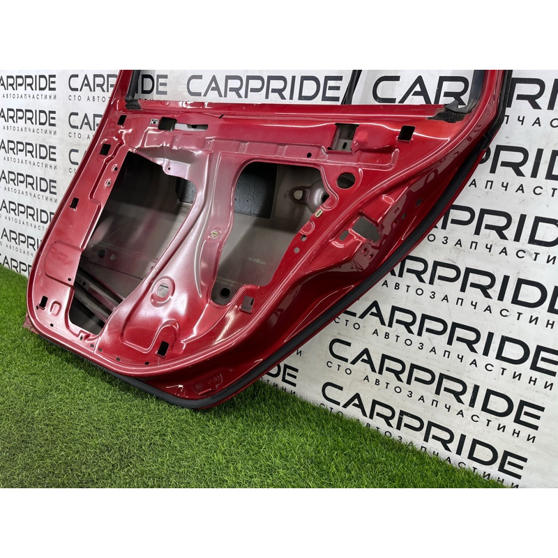 Дверь голая (наружные элементы кузова) Renault Megane 2 2004 1.9 DCI 7751475037