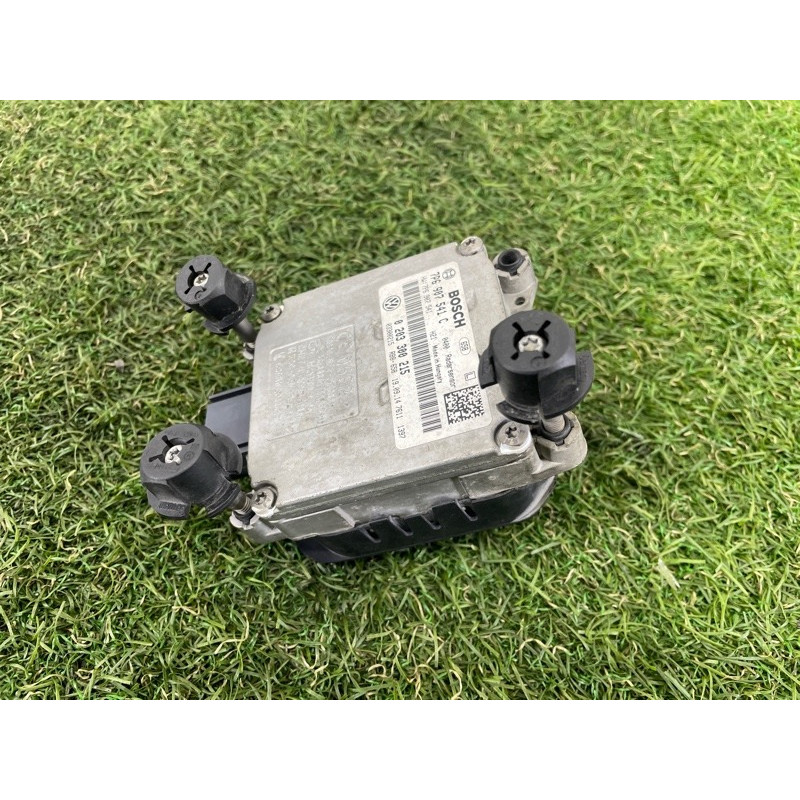 Дистроник (электрика / датчики) Volkswagen Touareg NF 2015 3.6 CGRA 7P6907541C