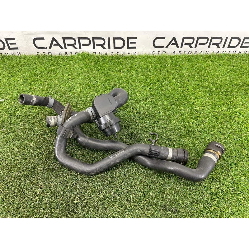 Патрубок (система охлаждения) AUDI Q5 8R 2012 2.0 CAEB 8R0819371E